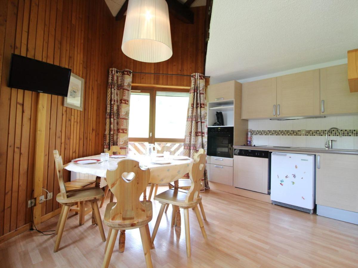 B&B Lanslevillard - Appartement Lanslevillard, 2 pièces, 6 personnes - FR-1-508-264 - Bed and Breakfast Lanslevillard