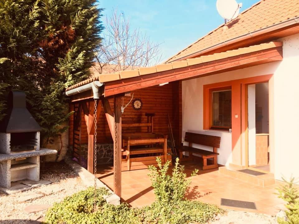 Vila Daja - Ferienwohnung Podhájska