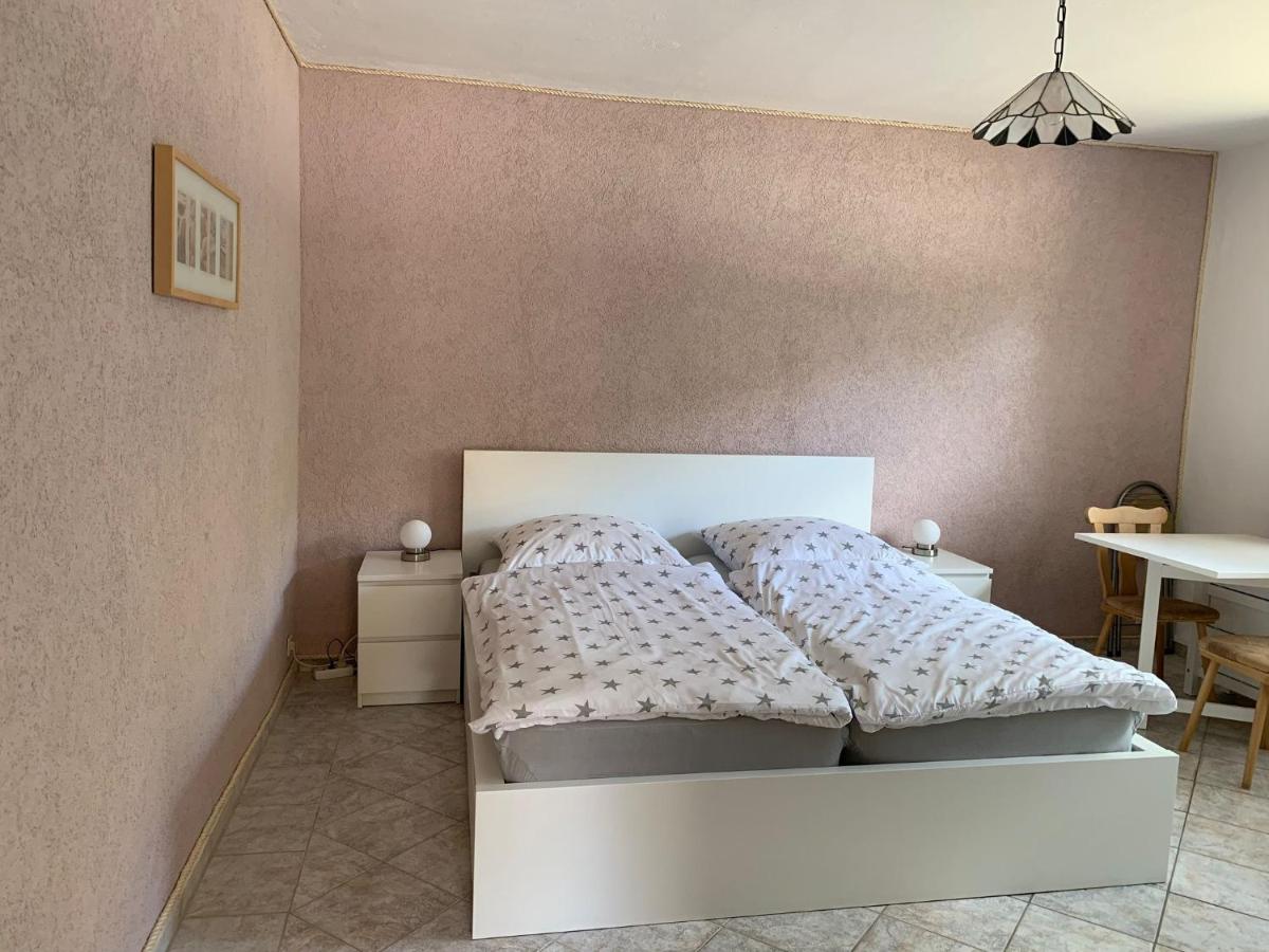 Ferienhaus mit Terrasse und Garten - 10 Minuten von Templin - Chambres d'hôtes Milmersdorf