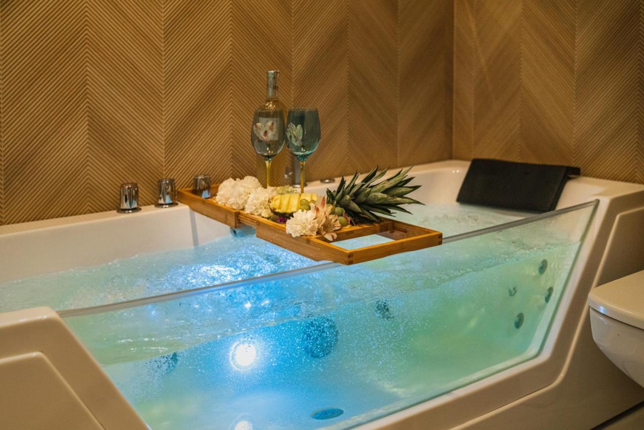 Double Room with Spa Bath