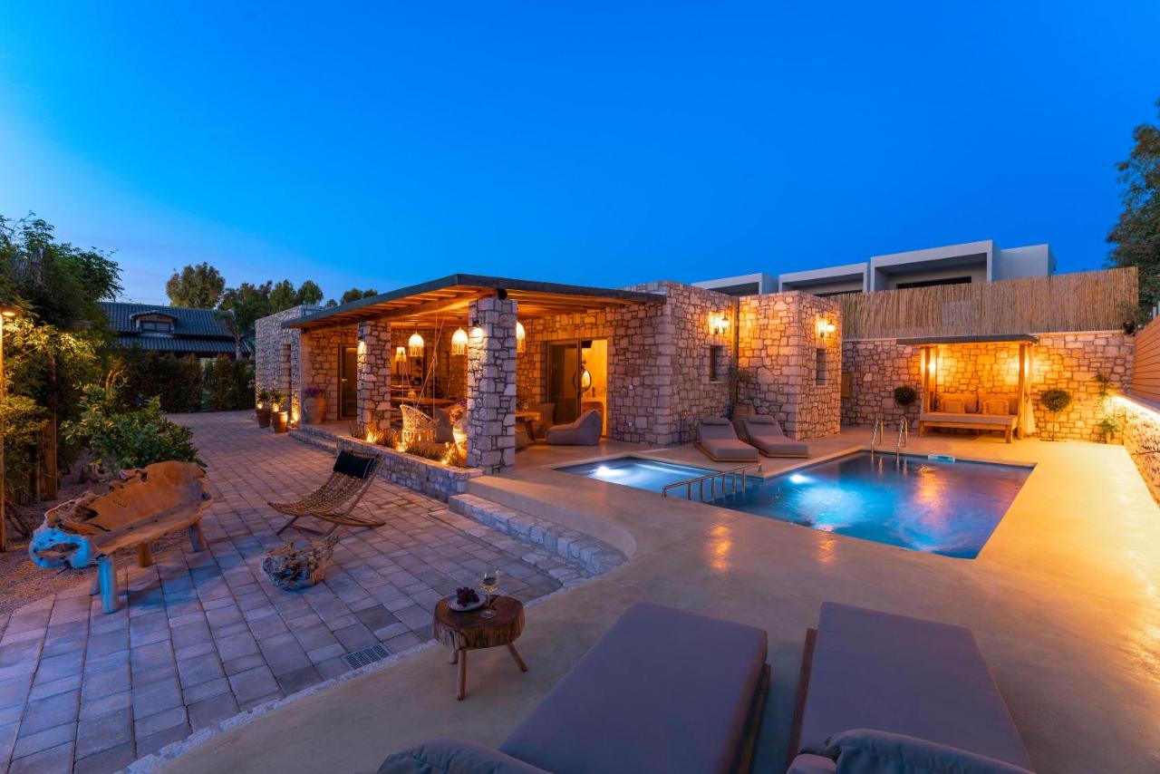 Eftopia Villa Kolympia by Onar Villas - Chambres d’hôtes Kolýmpia
