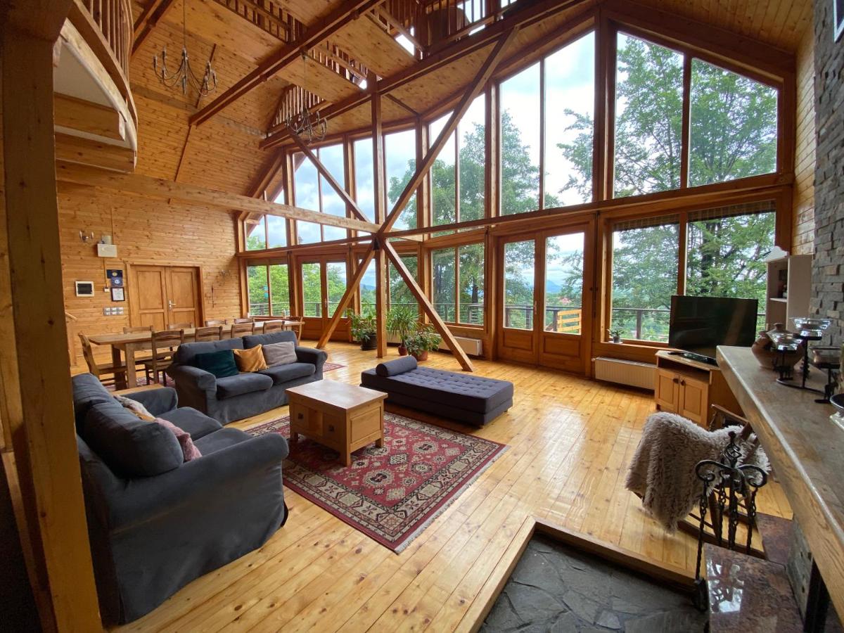 Carpathian Log Home - B&B Bran