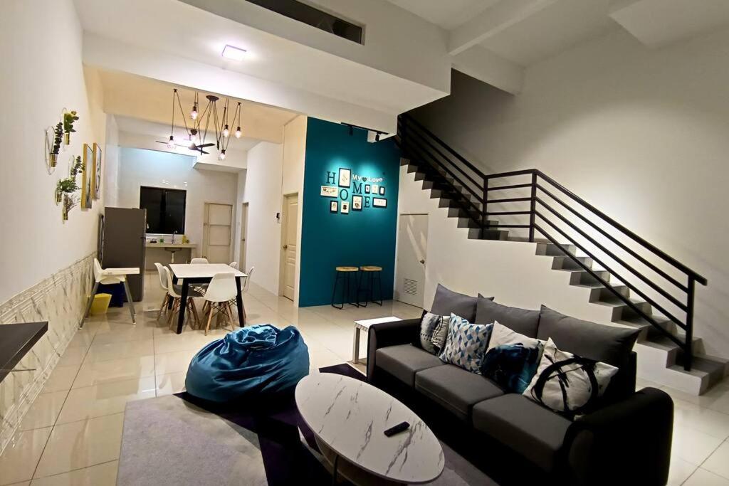 B&B Ipoh - De cozy 5.0 Double storey (10-16 pax ++) - Bed and Breakfast Ipoh