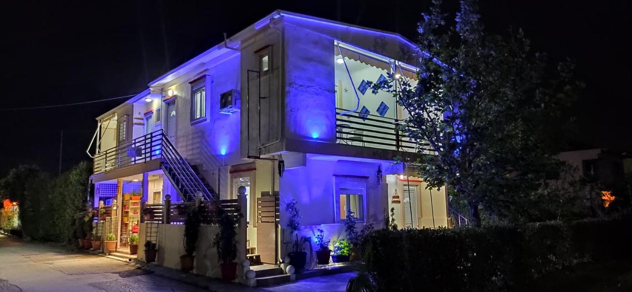 Kostas Apartments - B&B