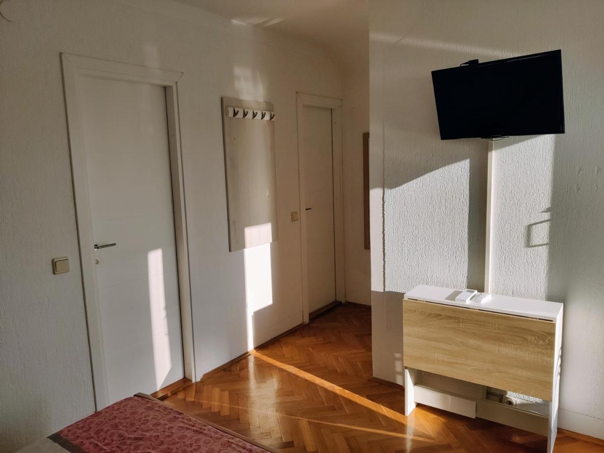 Studio with Terrace