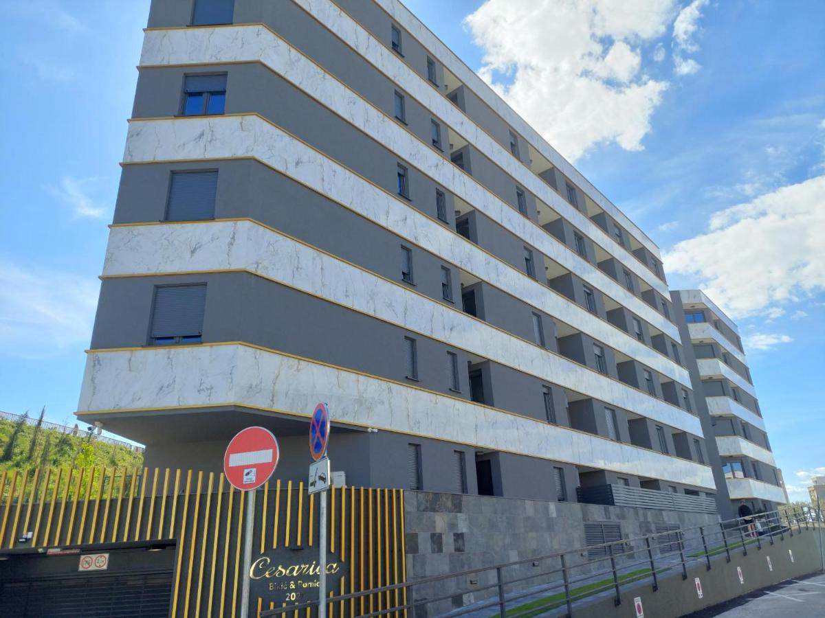 Apartment Paola with free private parking place - Ferienwohnung Split
