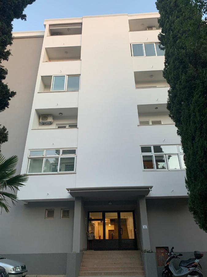 Apartment Galerija Istok-Zapad - B&B
