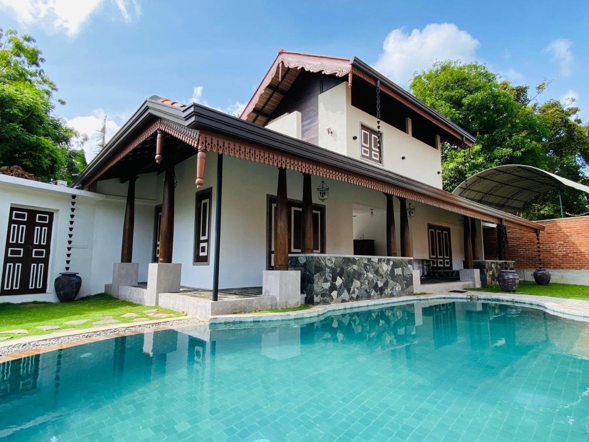 Thaprobana Villa Tangalle - Private Villa - Ferienwohnung