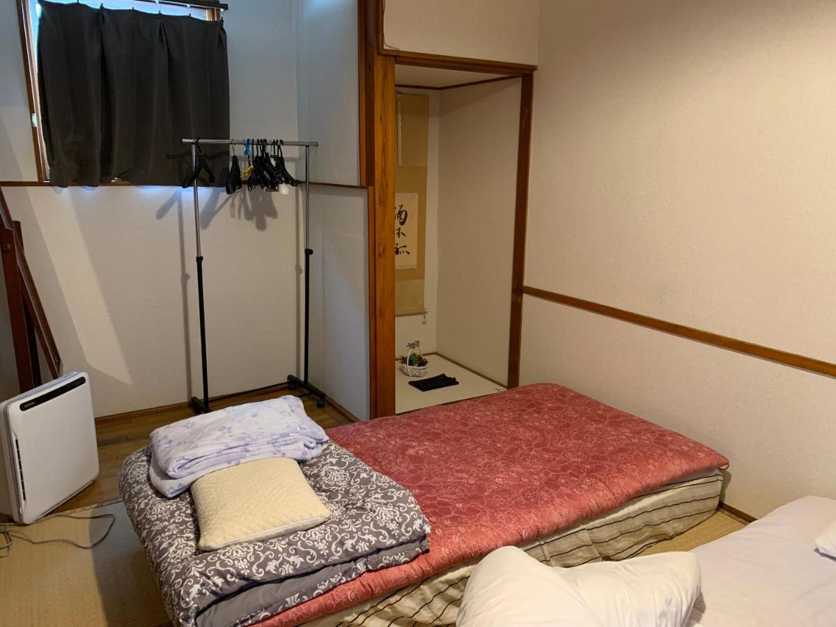 Twin Room with Shared Bathroom