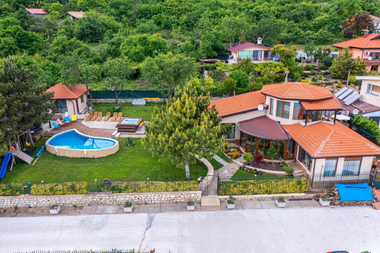 Villa with Sea View