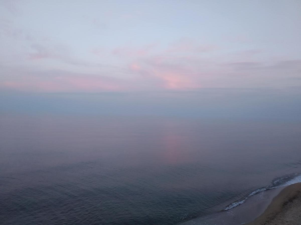 Doppelzimmer mit Balkon und Meerblick