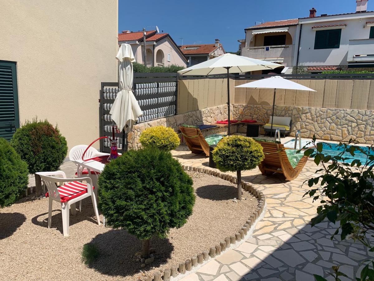 Villa EVAMAR, Island Krk Punat - B&B
