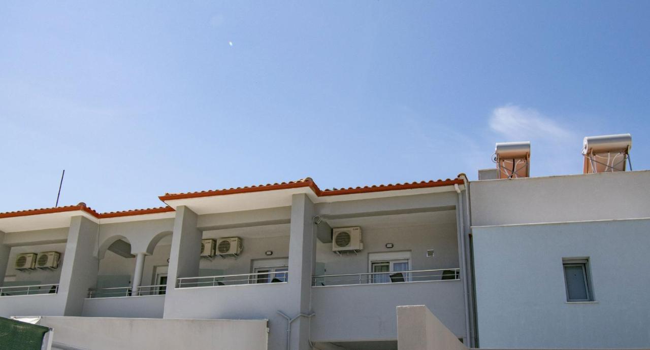 Nikiti Central Suites by Travel Pro Services - Nikiti Halkidiki - B&B Níkiti