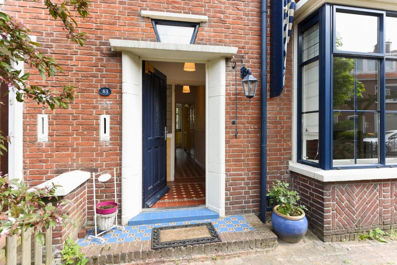 Luxury home in quiet neighbourhood near beach - Bed and Breakfast Den Haag