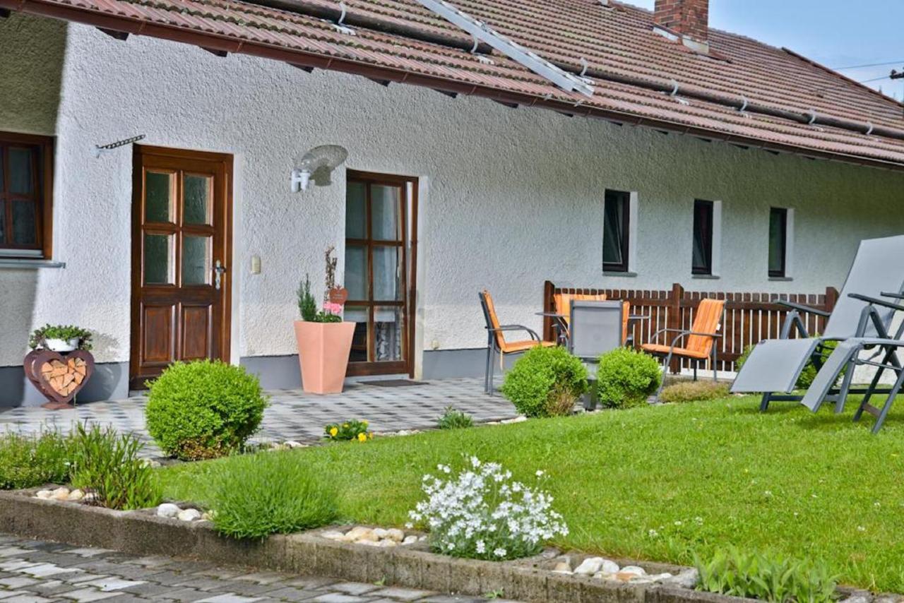 B&B Arnbruck - Ferienwohnung Meindl - Bed and Breakfast Arnbruck