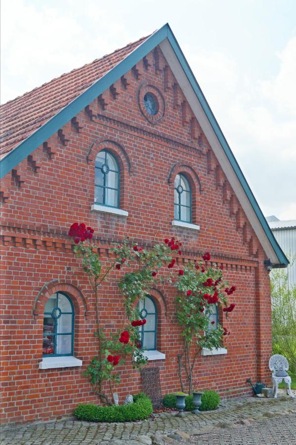 Ferienwohnungen auf dem Carlshof in Jork - Altes Land - B&B Jork