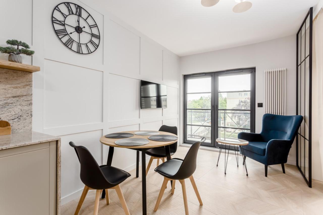 Dwie Motławy Luxury Studio with Stunning View in Gdańsk Old Town by Noclegi Renters - Chambres d'hôtes Gdańsk