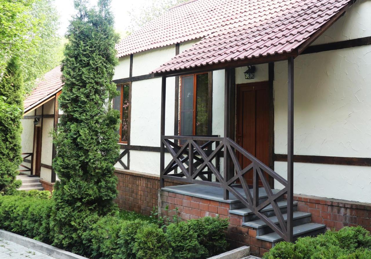 One-Bedroom Cottage