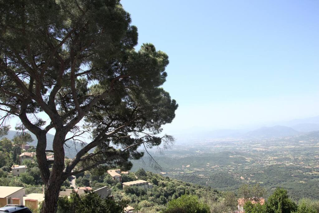 Montecolcau Panoramic view - B&B