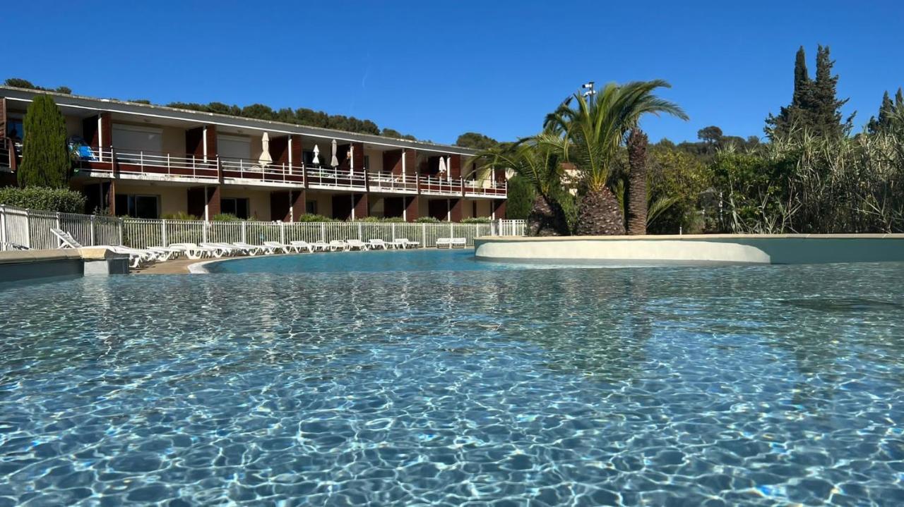 Les terrasses du Liouquet T2, piscine , parking , mer à 150 m - Ferienwohnung La Ciotat