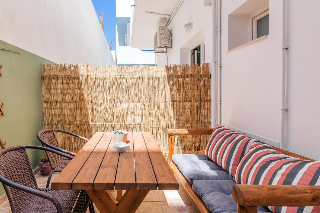 Avra Suites in City center - 50m to Beach - B&B Khersónisos