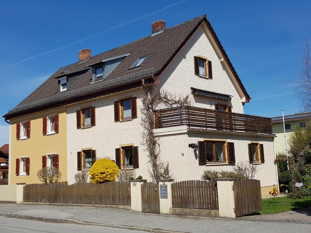 B&B Bad Aibling - Ferienwohnungen Kumpf - Bed and Breakfast Bad Aibling