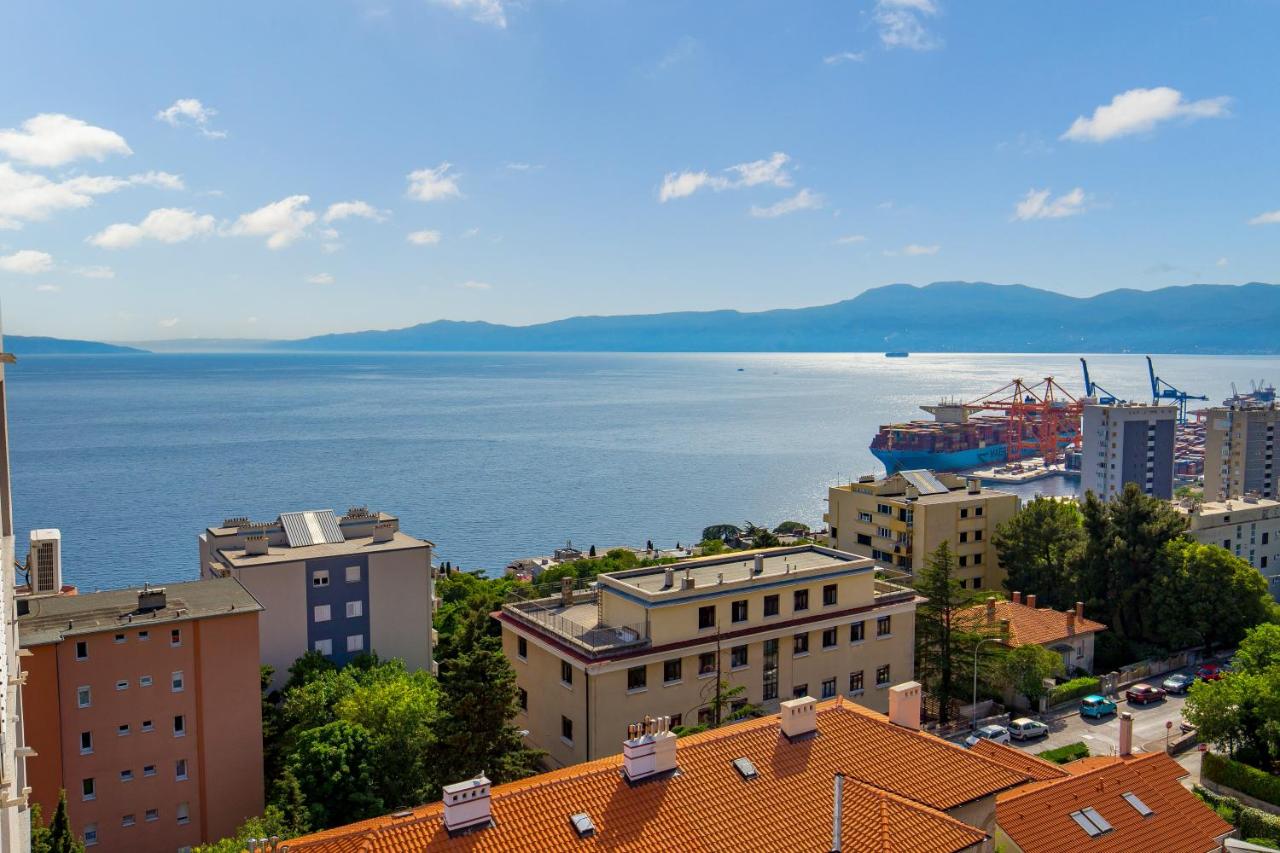 Apartment Beverly - B&B Rijeka