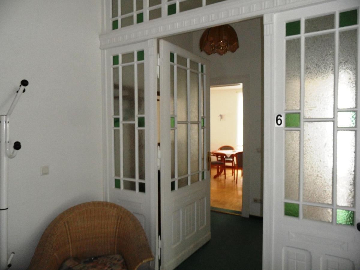 Apartment mit Balkon