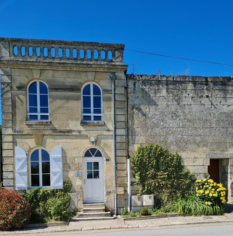 B&B Septmonts - La Tour L'évêque gite 3 chambres 5 pers 5 km Soissons - Bed and Breakfast Septmonts