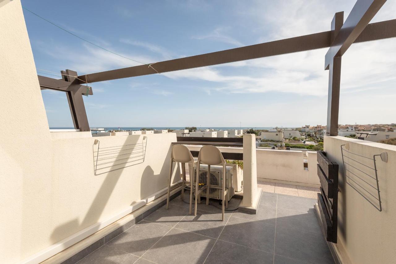 Black Jack naturiste Port Nature coursive vue mer - B&B Le Cap d'Agde