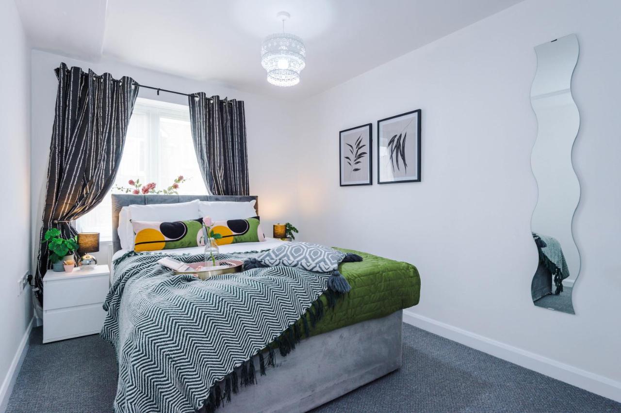 B&B Coventry - Carterson Serviced Apartment Coventry - Bed and Breakfast Coventry