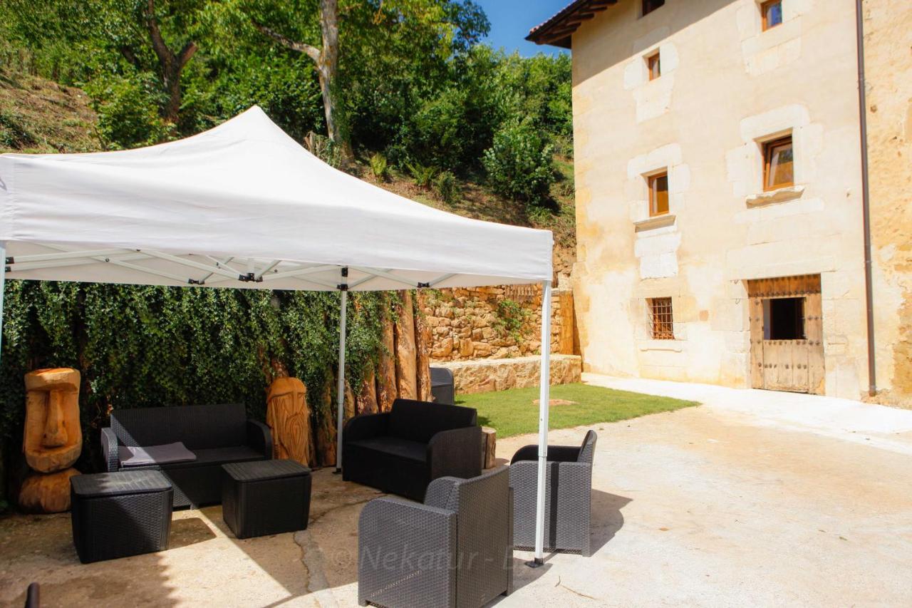 Izarrate - B&B Apilaiz / Apellániz