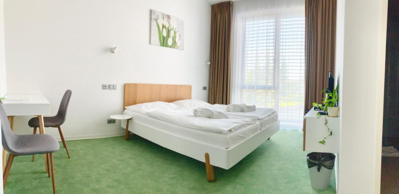 Deluxe Double Room with Shower