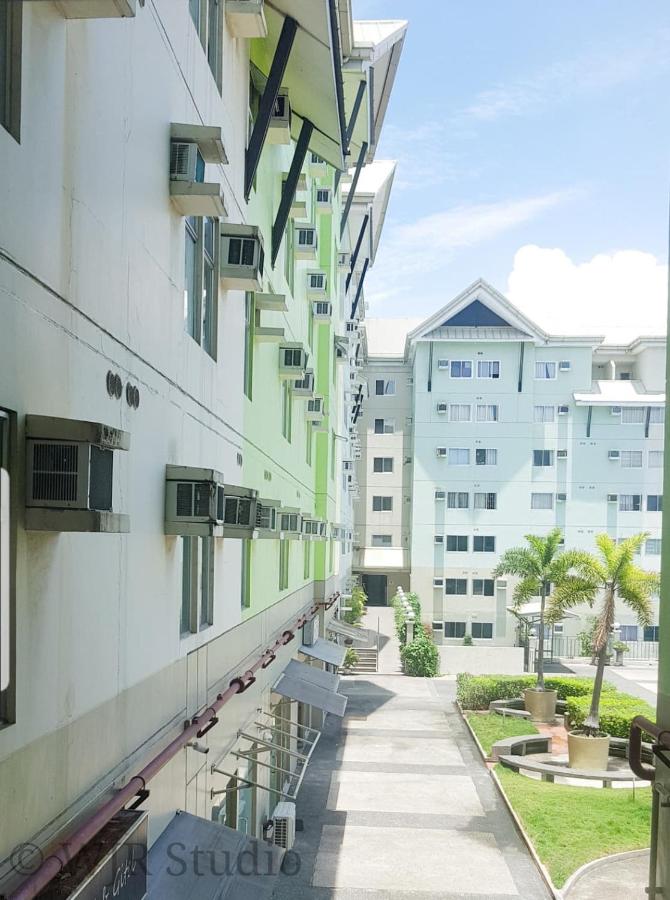 Queen Bed Deluxe- Contemporary Style - Ferienwohnung Manila