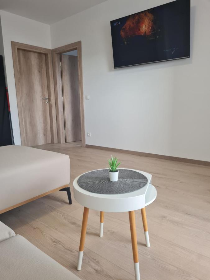 Appartamento con 2 Camere da Letto