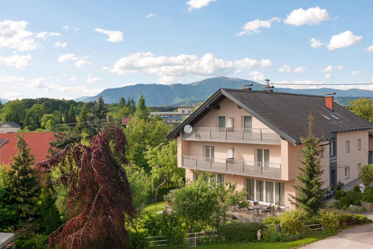Gästehaus Wulz-Lesjak - Bed and Breakfast