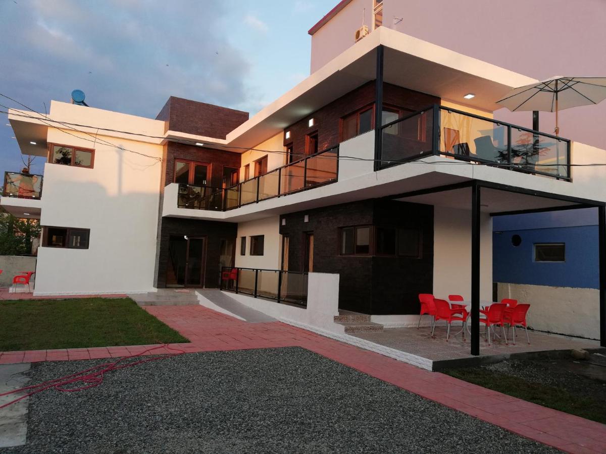 Hotel Kvadrati - B&B Ureki