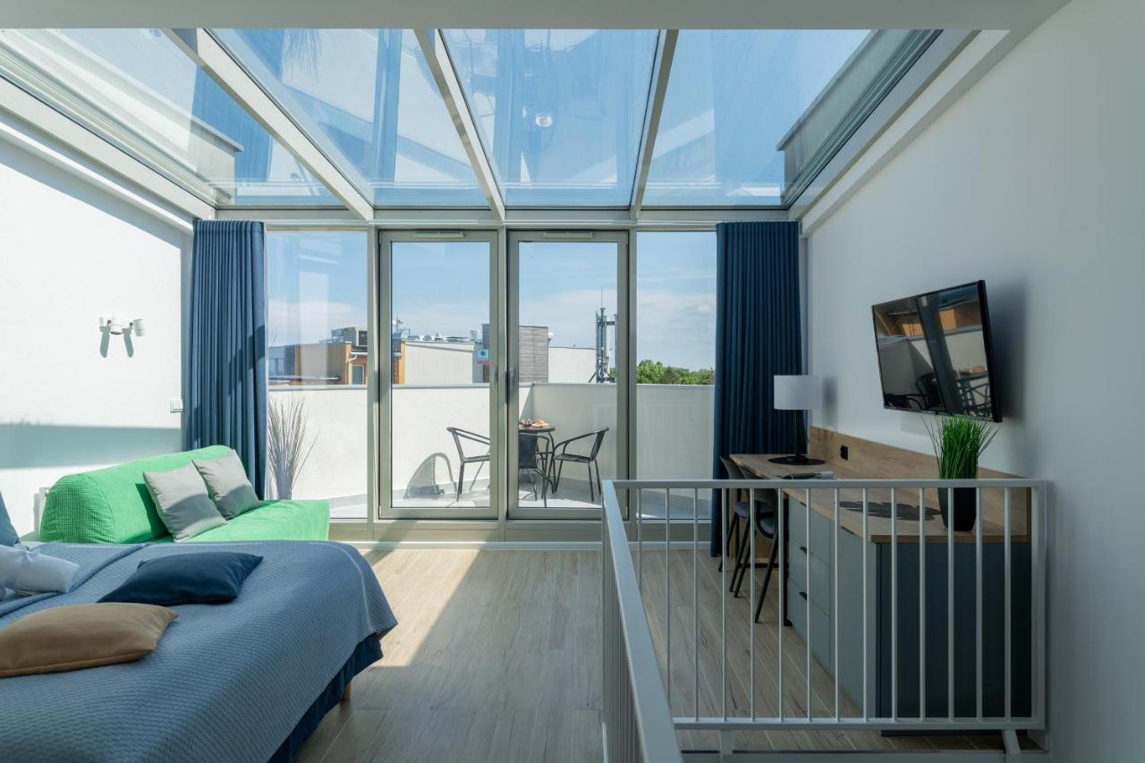 Studio Apartment with Sea View-S5D