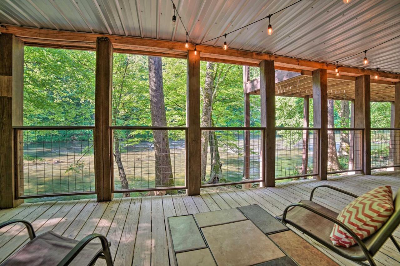 Crystal River Cabin with Scenic View and Fire Pit - Chambres d’hôtes