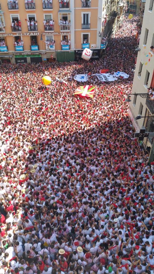 Lujoso duplex en la Plaza del Ayuntamiento - B&B Pamplona