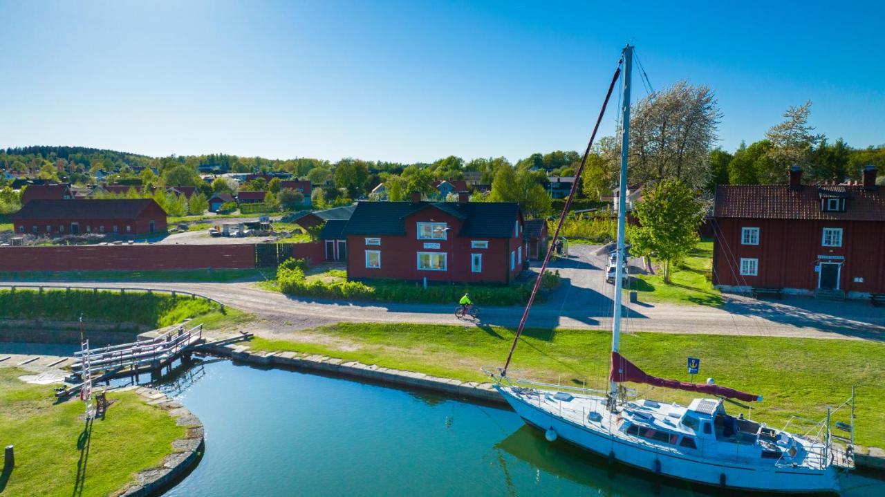 Byggmästare Villan - Bed and Breakfast Motala