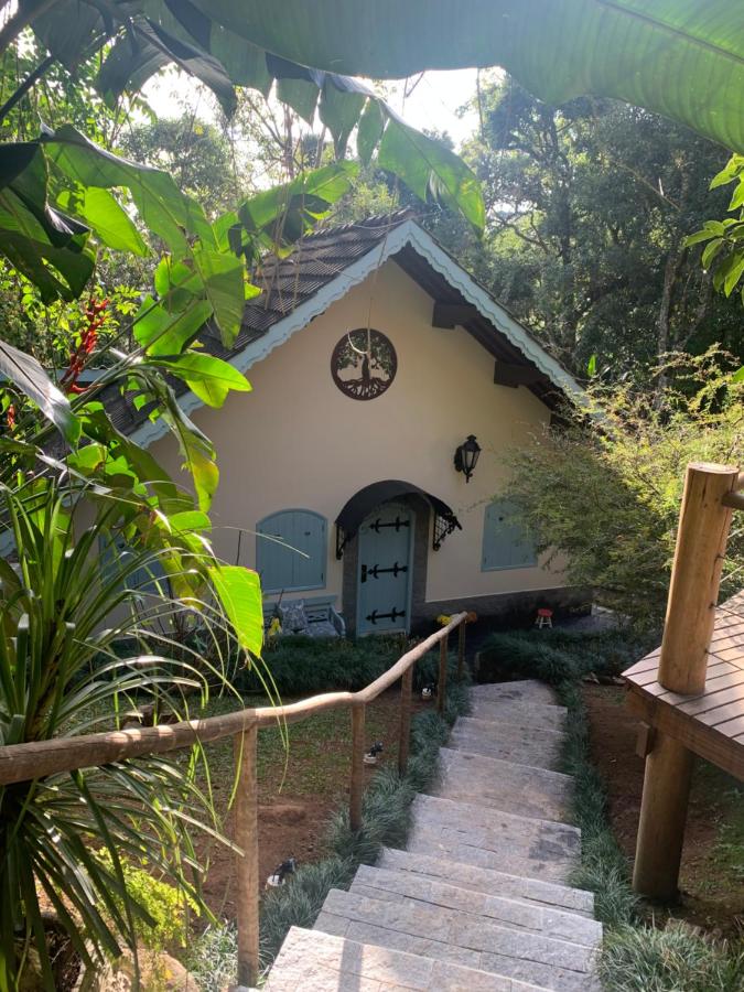 Hospedagem Casadalee chalé com piscina privativa aquecida e Apartamento sem piscina - Chambres d’hôtes