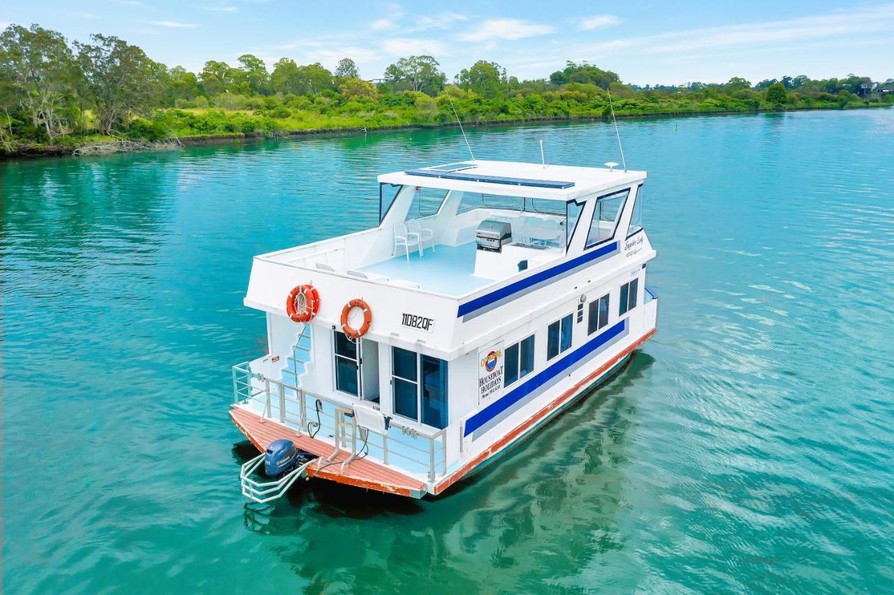 Coomera Houseboats - B&B