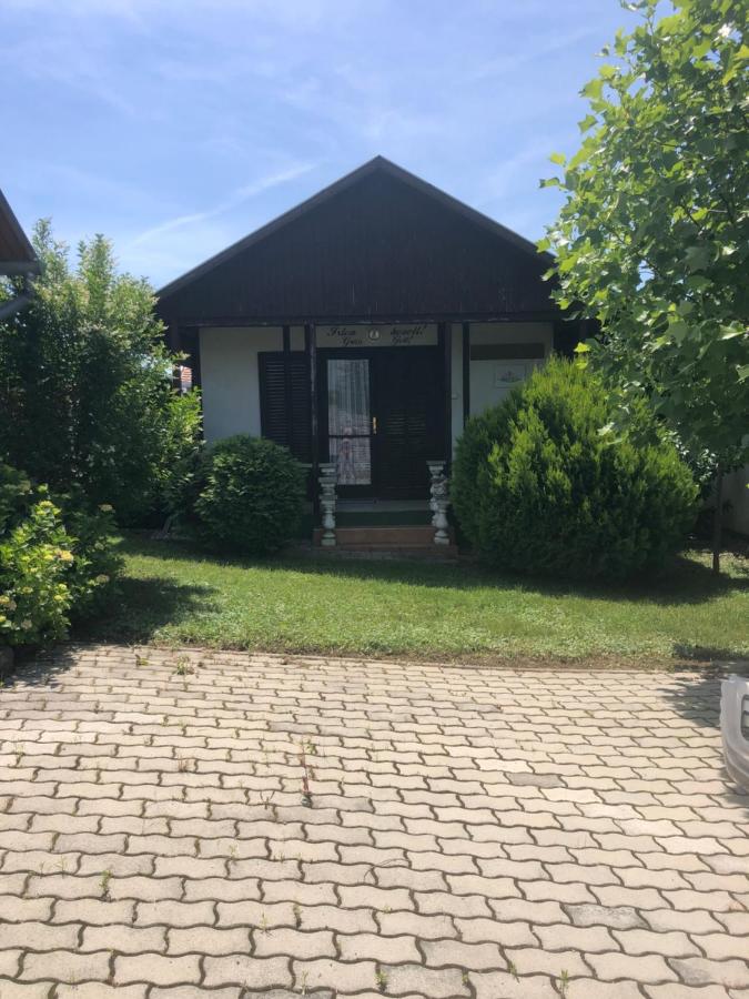 Elizabet Apartman - Bed and Breakfast Cserszegtomaj