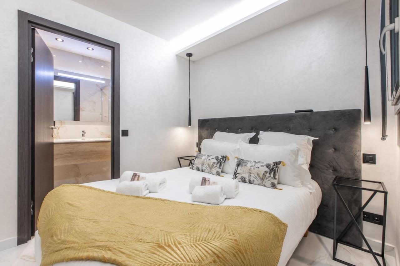 Onyx Studio Apartment