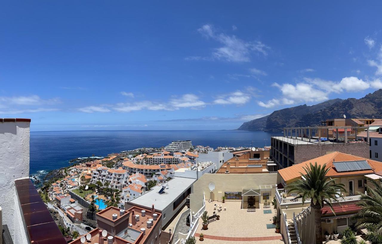 Sunset Oasis of Los Gigantes - B&B