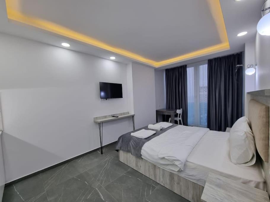 B&B Batumi - Leo Group Luxury Apartment 14-293A Sunrise Batumi - Bed and Breakfast Batumi