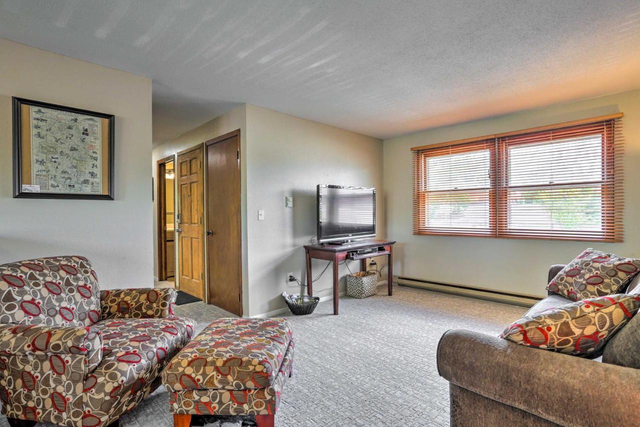 B&B Rapid City - Charming Rapid City Apartment Walk to Lake! - Bed and Breakfast Rapid City