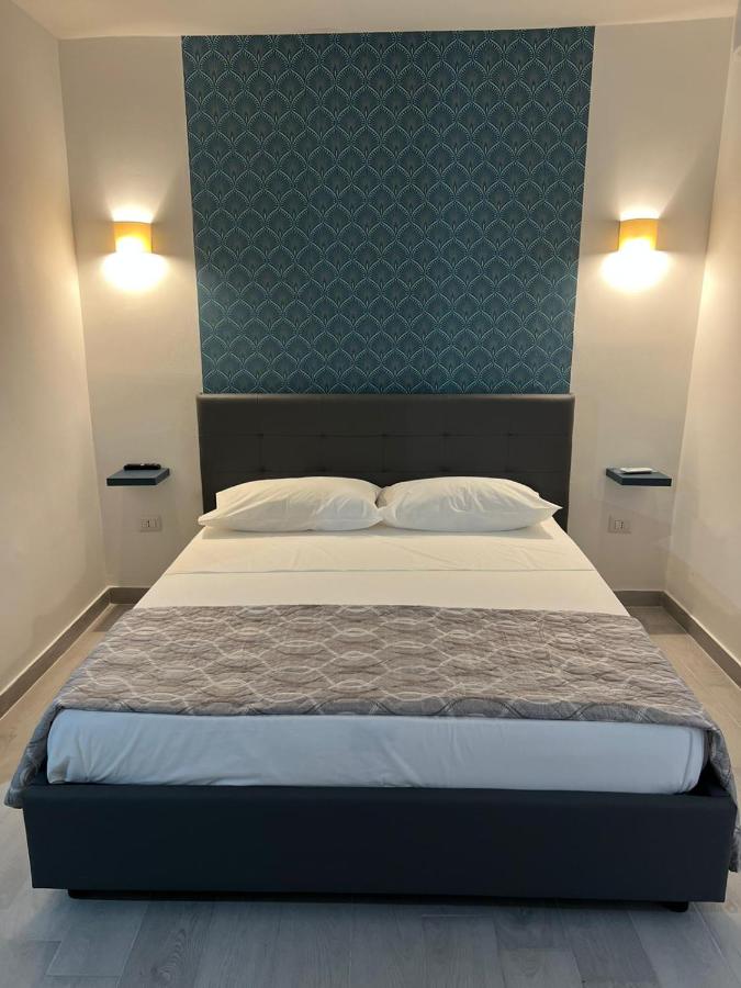 Cristiano room - Ferienwohnung Neapel