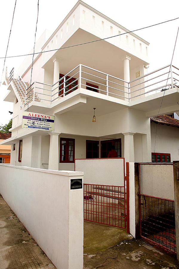 B&B Kochi - Aleenas homestay - Bed and Breakfast Kochi